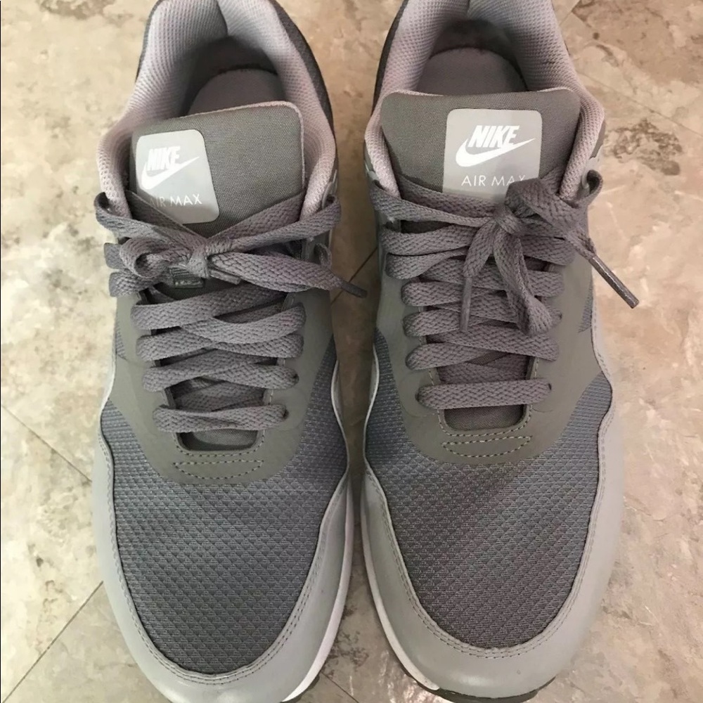 Nike Grey Air Max 1 Ultra 2.0 Essential Size 8.5!!